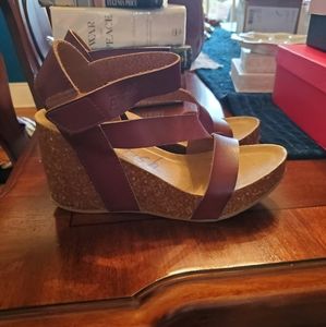 Blowfish Malibu Haruki Wedge Sandals Size 9